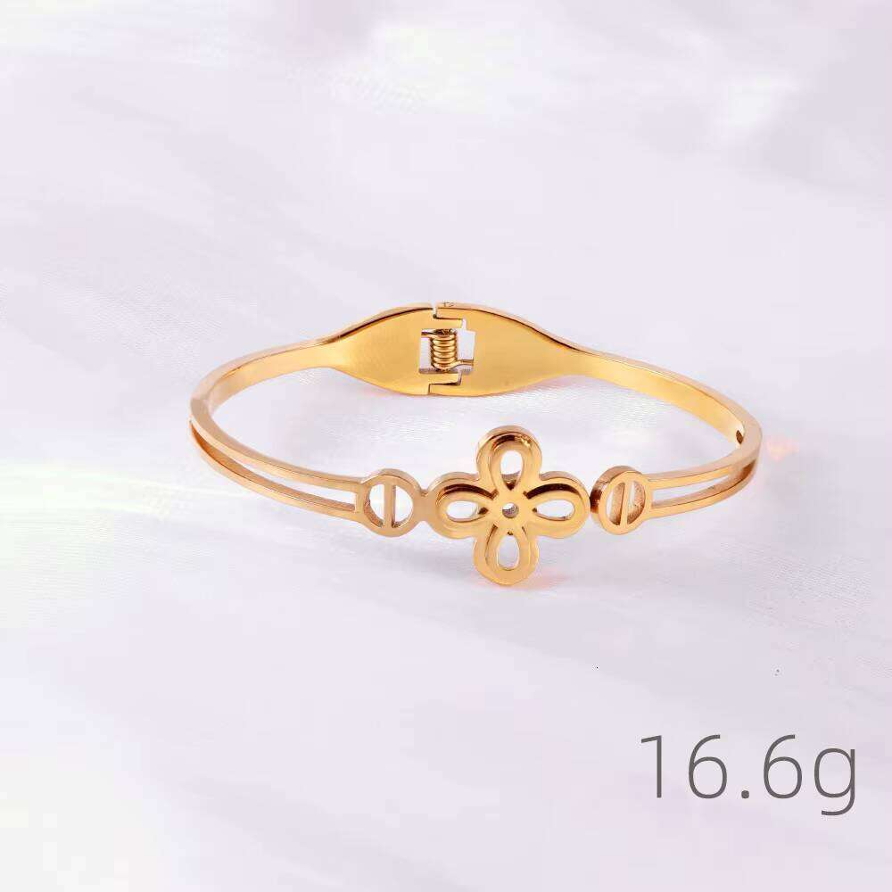 Fashion Gold Non-Fading Jewelry Sterling silver High-End Quality Beautiful Clover Bracelet