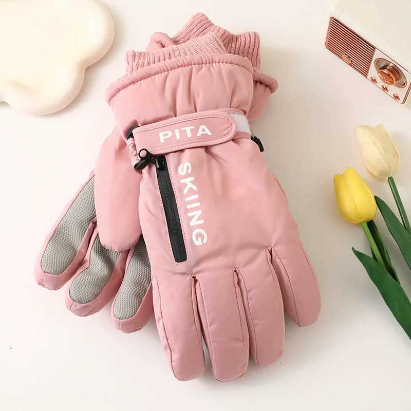 WOMENS Professional Winter Warm Skiing Gloves Warm Snow Gloves Waterproof Motorcycle Gloves Smile 506 Touch Screen Z250925
