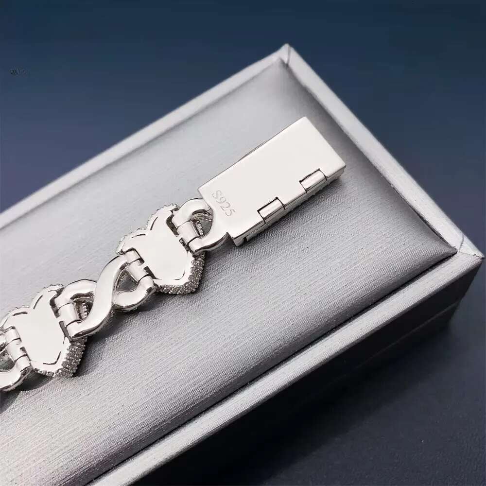 Fashion Men and Women Moissanite Cuban Link Sier Iced Out Heart Shape Hiphop Bracelet Best Gift