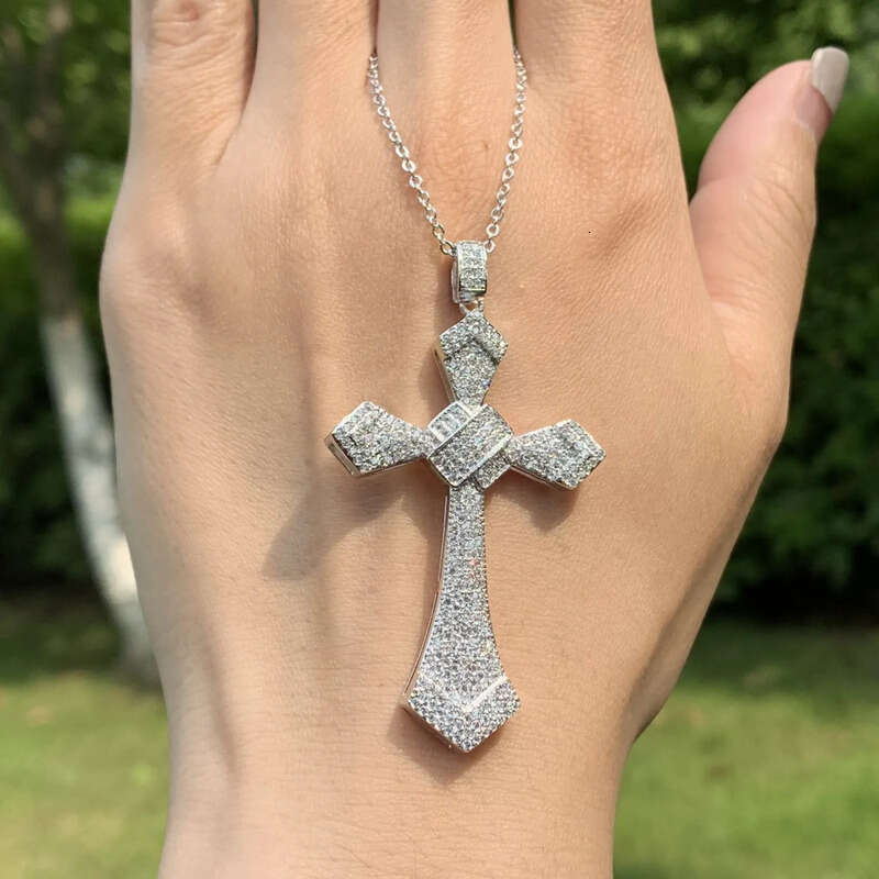 Hip Hop Stunning New Arrival Top Selling Jewelry Sterling Sier Pave White 5A CZ Gemstones Party Cross Pendant Women Necklace