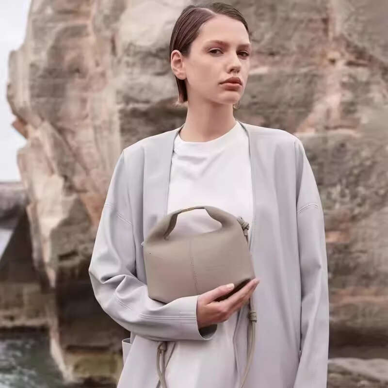 designer bag Luxury bag New French Niche Versatile Solid Color Single Shoulder Women's Fashion Handbag Lychee Pattern Crossbody Bag