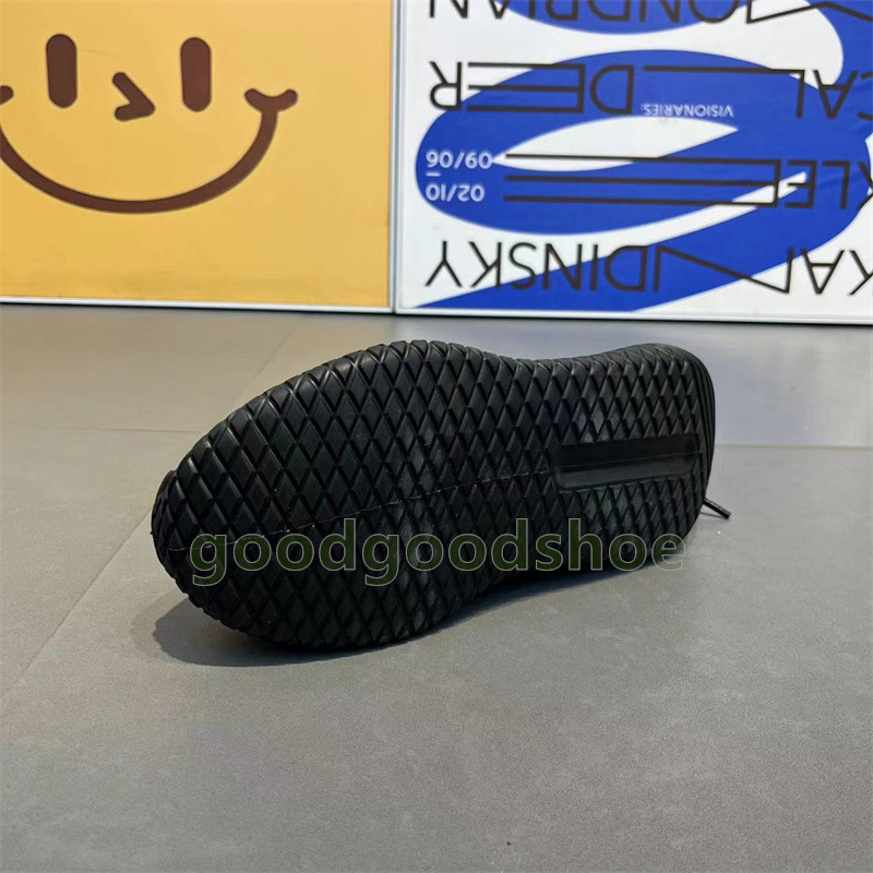 men's breathable running shoes stylish mens trainers pure black white design chunky sneakers durable non-slip outdoor shoes size 39-44