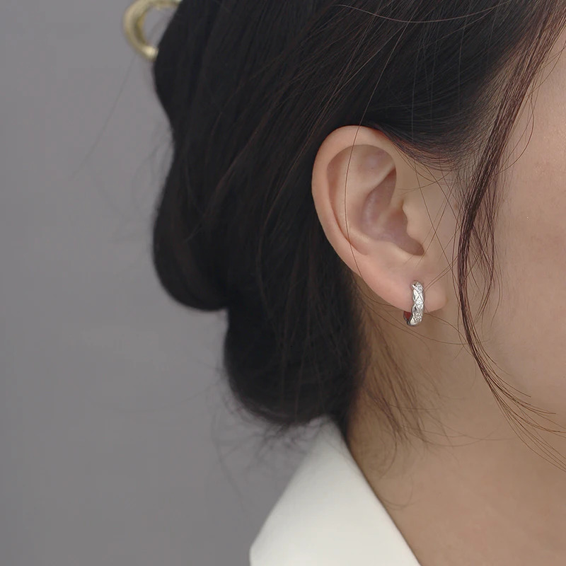 WOOZU Real 925 Sterling Silver Vintage Simple Round Ear Bone Hoop Earrings for Women Statement Elegant Fine 18k Gold Jewelry ins 250930