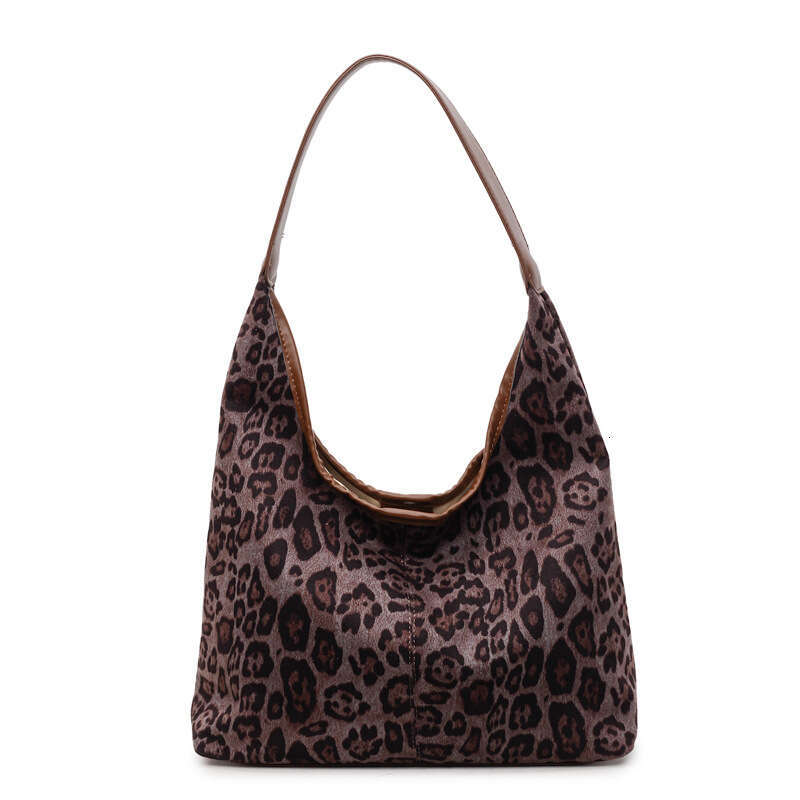 designer bag Luxury bag Large Capacity Women's Fashion New Versatile Shoulder Underarm Casual Commuting Leopard Print Tote Bag