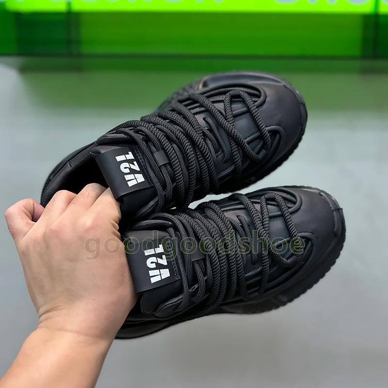 Autumn breathable running shoes Versatile mens trainers Trendy Pure black white Comfort Durable chunky sneakers Size 39-44