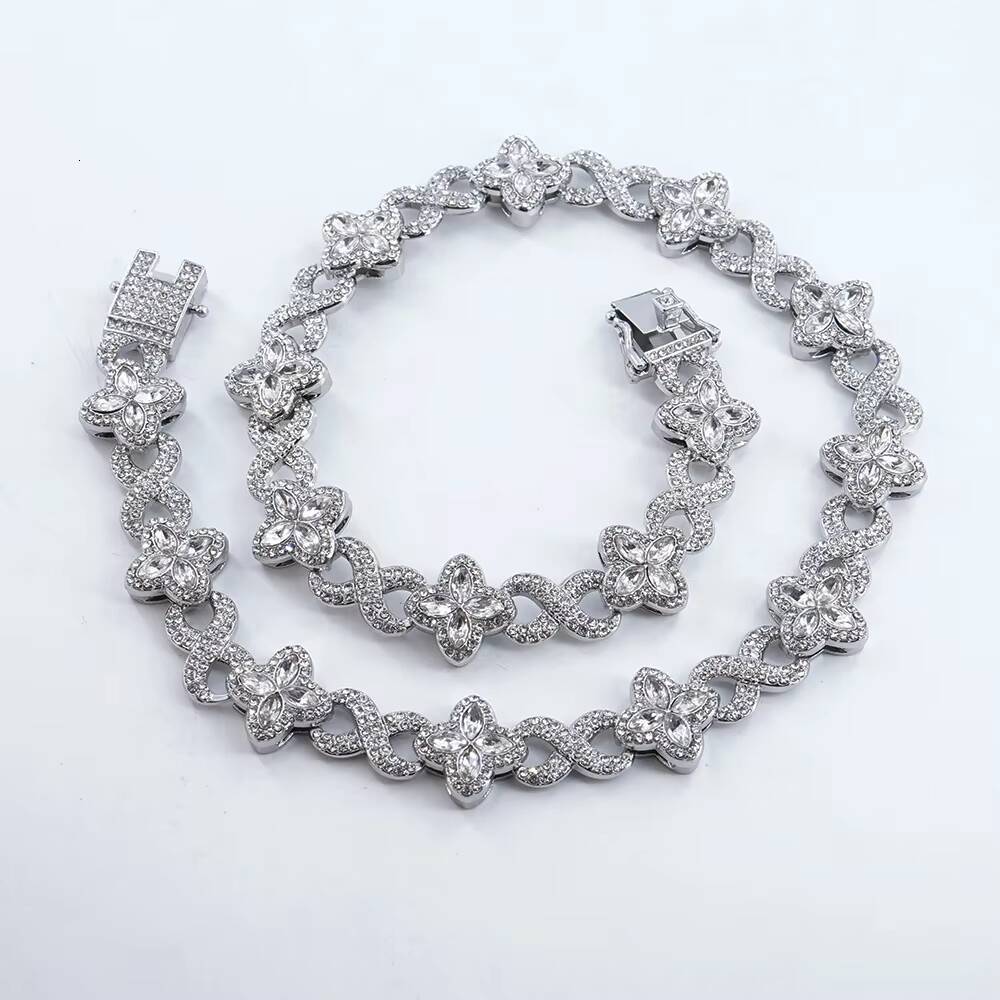 2025 Hot Sale Hip Hop Four-Leaf Clover 8 Cuban Link Necklace Ice Blue Moissanite Infinite Rectangular Link Brace for Men and Women