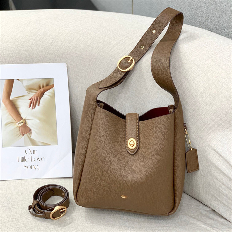 2025 new bucket shaped leather bag shoulder bag designer bag commuting daily handbag luxury bag leather office crossbody bag