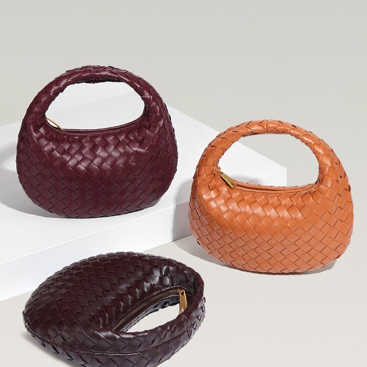 Designer Handbag New Mini Dumpling Bag Fashion Luxury Bag Chain Shoulder Handbag Handmade Woven Crossbody Women's Bag