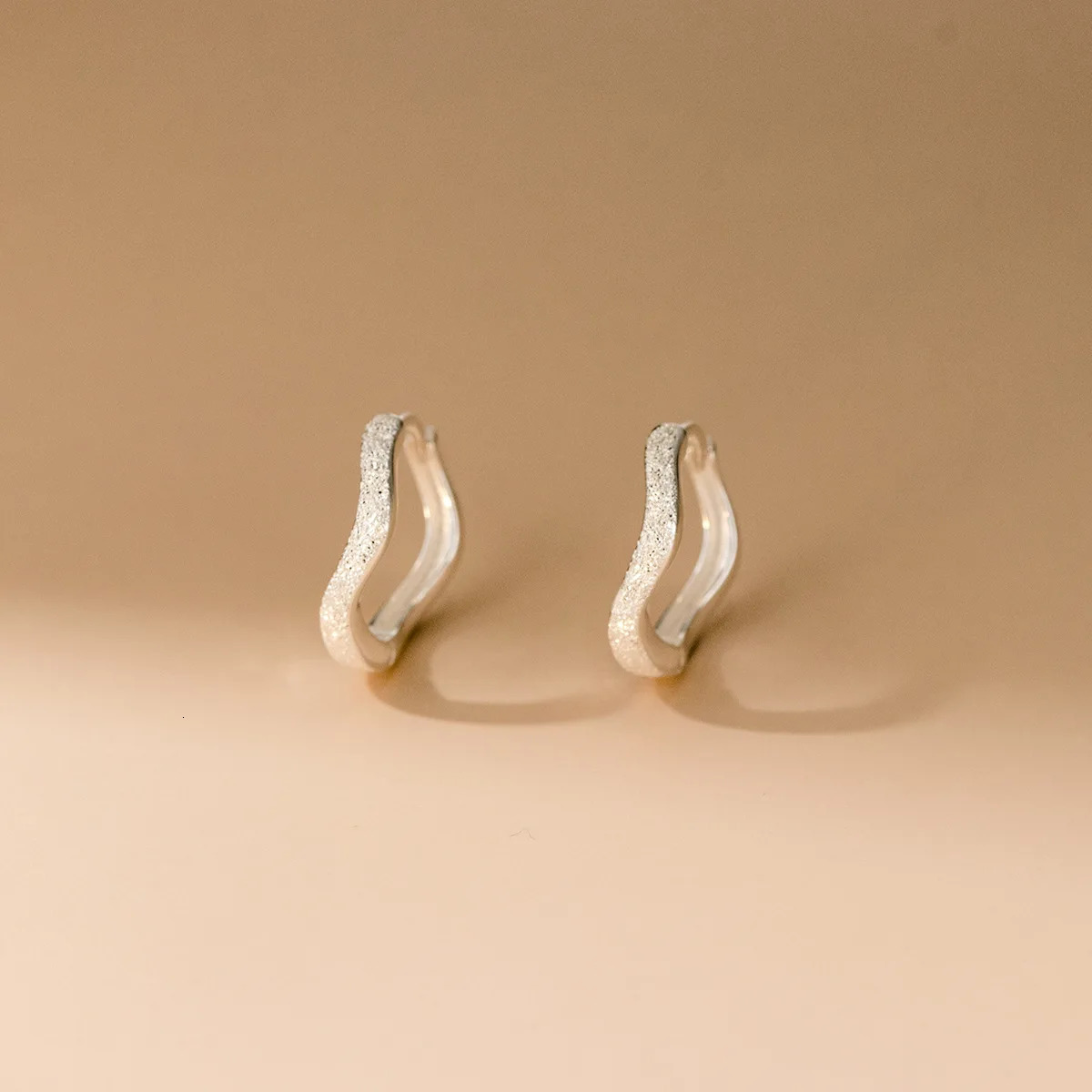 La Monada Inner 1cm Woman Hoop Earrings Silver 925 Sanding Wave Fine Jewelry 925 Sterling Silver Earrings For Women Hoops 250930