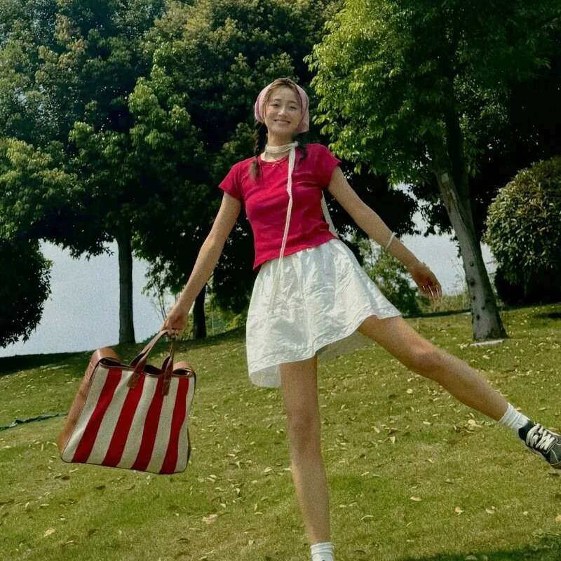 designer bag Luxury bag Genuine Leather Large Capacity Striped Tote New Design Sense Niche Canvas Handbag Single Shoulder Commuter Bag for Women