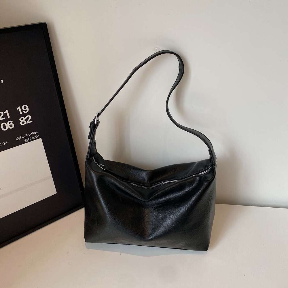 designer bag Luxury bag Casual Large Capacity Tote for Women Fashion New High-end Versatile Stylish Single Shoulder Crossbody Bag