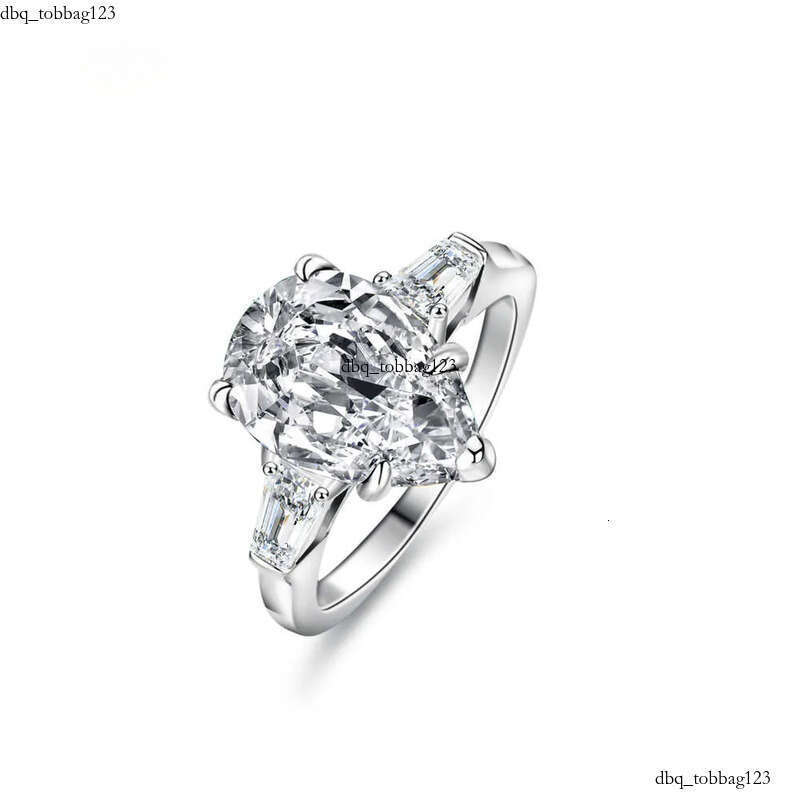 2024 New Luxurious Bridal S Sterling Sier Engagement Ring Elegant Pear Cut 4Ct VVS Moissanite Dias Classic