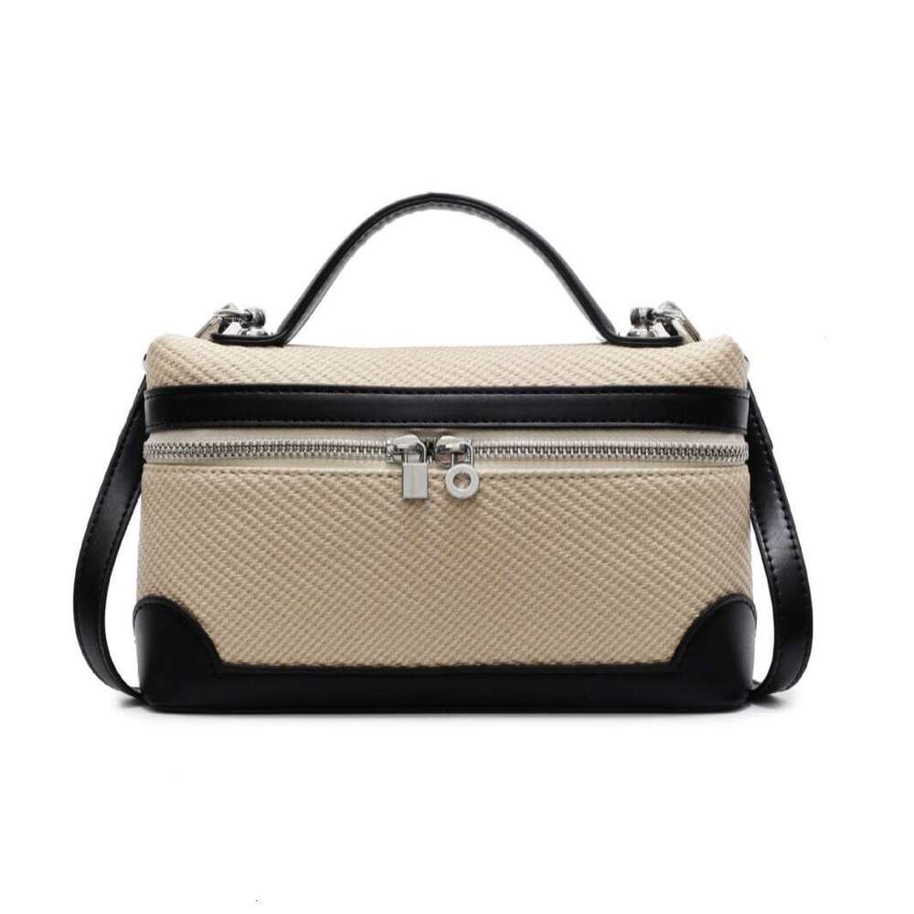 designer bag Luxury bag New Fashion Casual Handheld Shoulder Crossbody Niche High-end Commuter Bag for Women