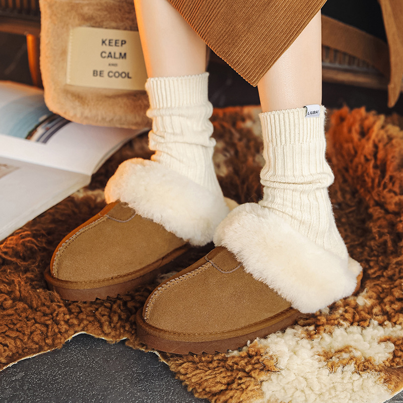 EBV designer shoes hot free shipping High quality fur on Leather Thick soled flat bottomed new snow boots warm and non slip home cotton slippers for w