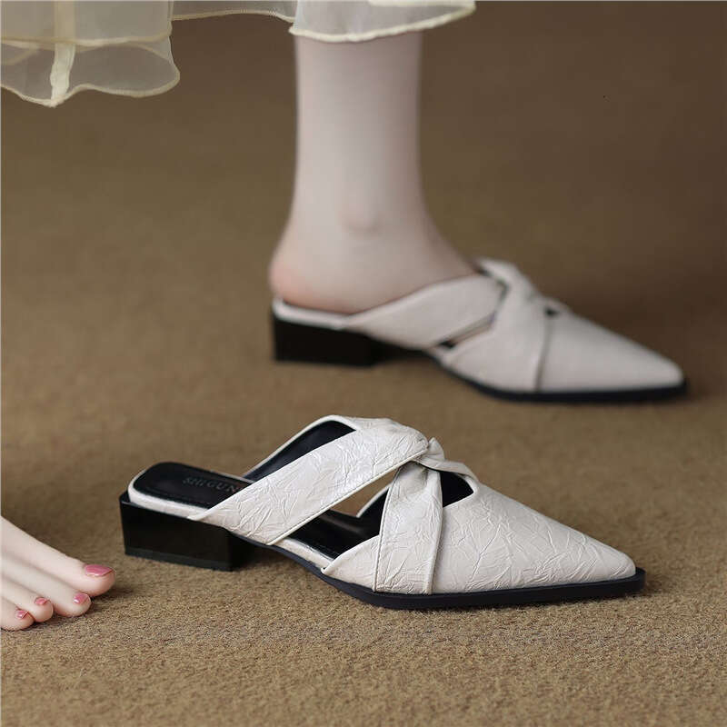 Stunning Designer Shoe French Style silver Low heel Closed Mules for Women 2025 New Comfortable Pointed Toe Sandals