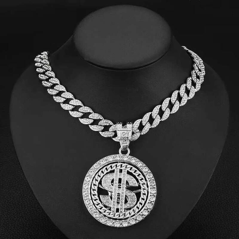 DHcollection Iced Gold Pendant Necklace Cuban Chain Hip Hop Jewelry