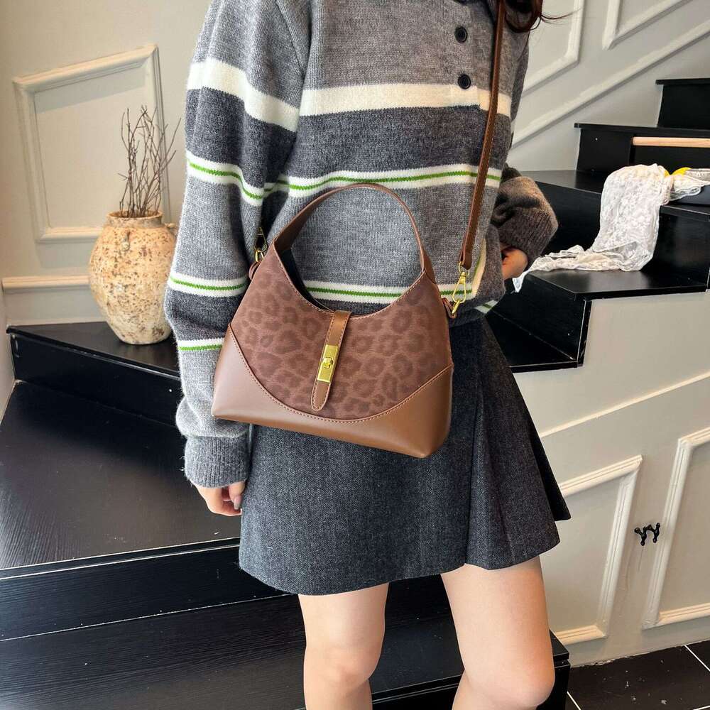 Fashion Vintage Crossbody Bag Women Designer Handbag Color-Block Women Versatile Commuter Handbag Fashion Dumpling Bag