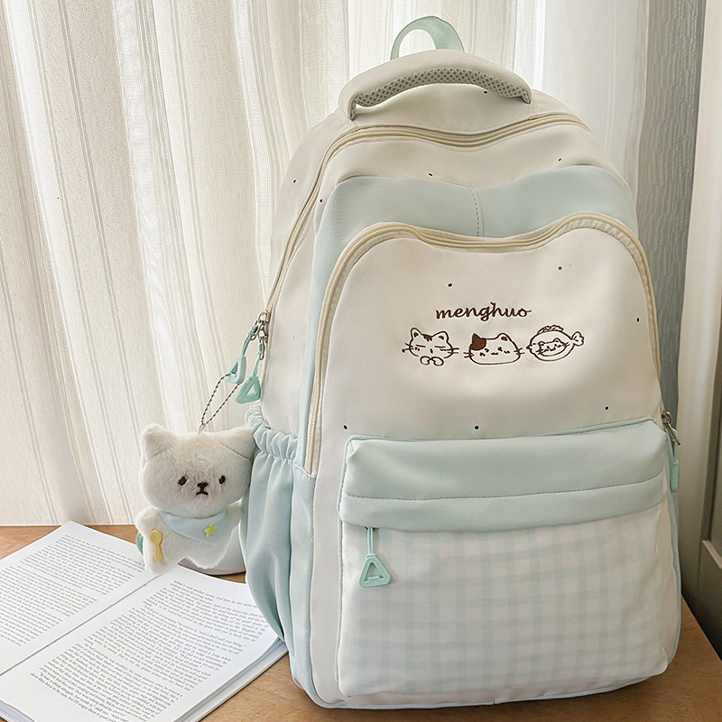 Designer 2025 New Large Capacity Waterproof Backpack Fashionable and Versatile