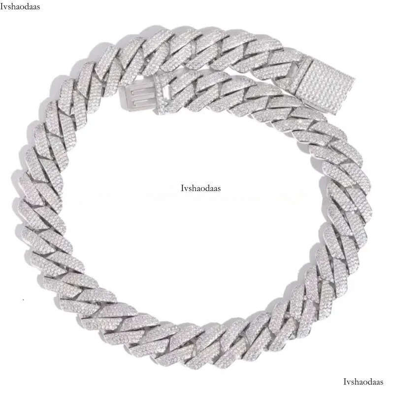 Customized 18 Mm Jewelry Bust Down Moissanite Dias Cuban Link Chain