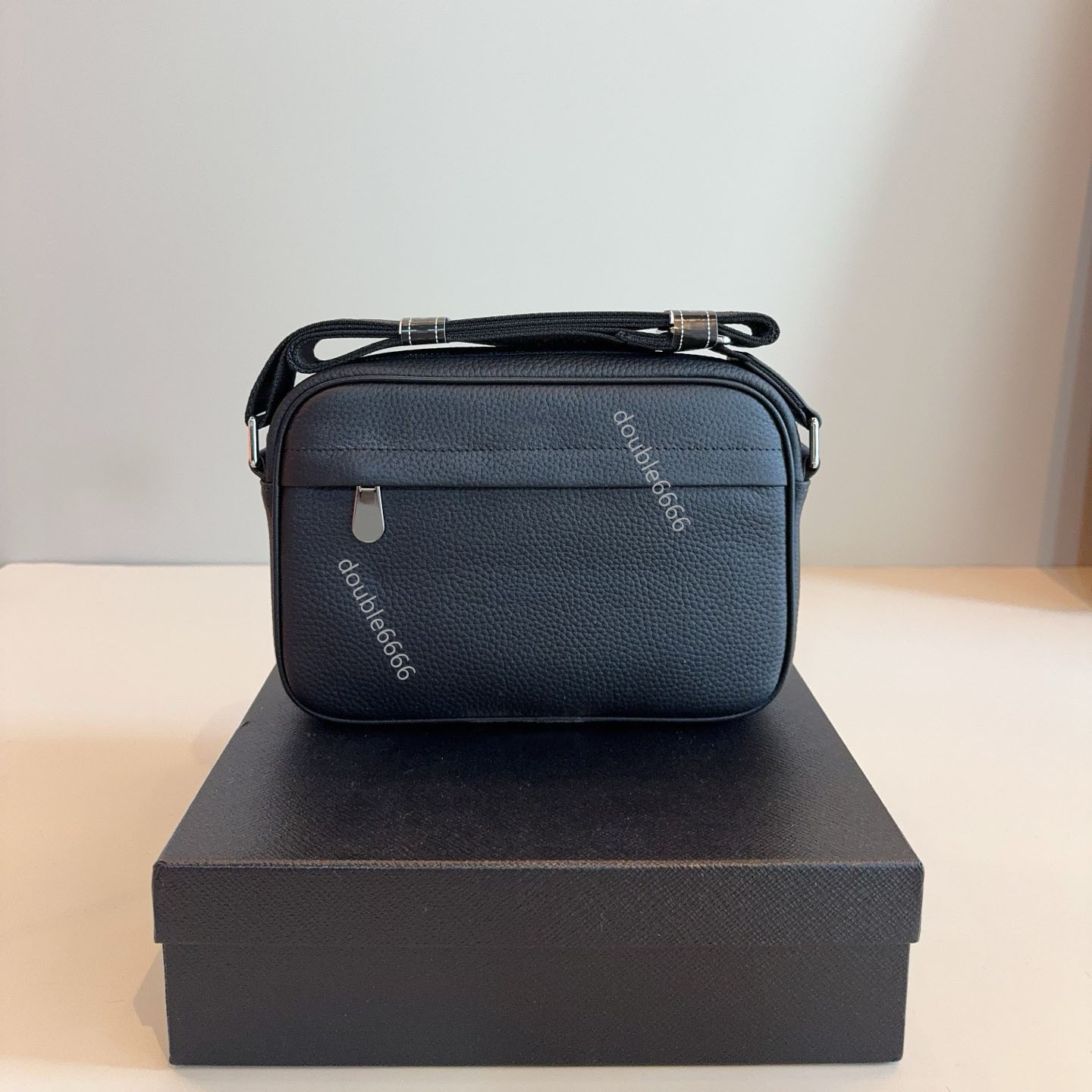 6A Quality Designer Men Leather Messenger Bag Luxury Women's Shoulder Bag Classic Business Crossbody Bag daily commuter bag postman bag coin purse chest bag phone bag