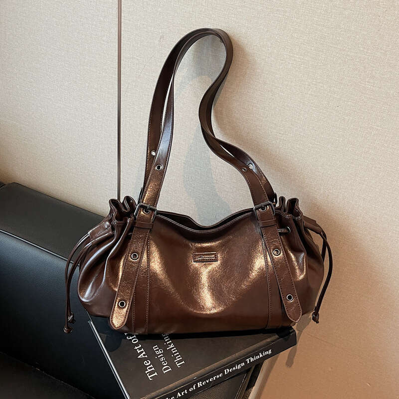 designer bag Luxury bag New Women's Underarm for Oily Skin, Single Shoulder Crossbody Bag, Simple Fashion Versatile Large Capacity Tote Bag