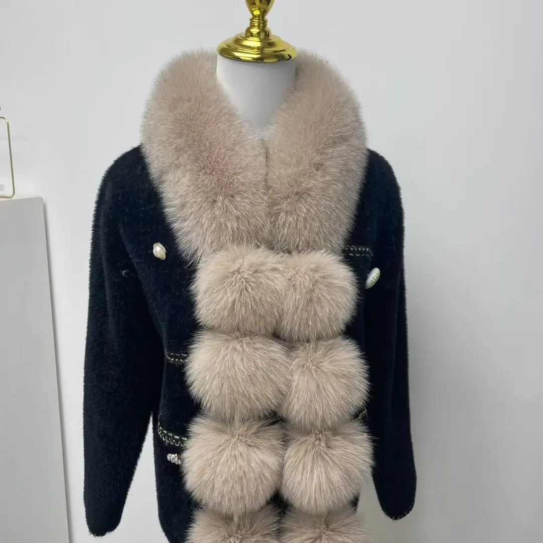 Magnetic Fox Versatile Scarf womens Autumn Winter Light Shawl Plush Fur Ball Temperament Cute Scarf 4w983 250929