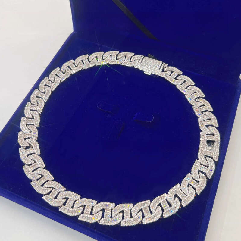 Bling Fine Hip Hop Jewelry Baguette Dia Men Necklace Sterling Sier Fully VVS Moissanite Cuban Link Chain