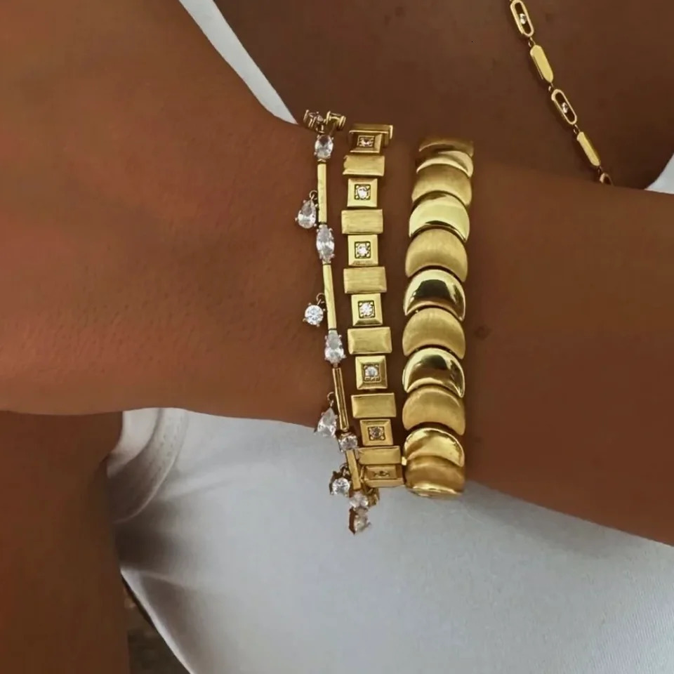 Gold Color Tear Drop Round Charm Bracelet Micro Pave CZ Zirconia Link Chain Bangle Fashion Wrist Women Jewelry 250930