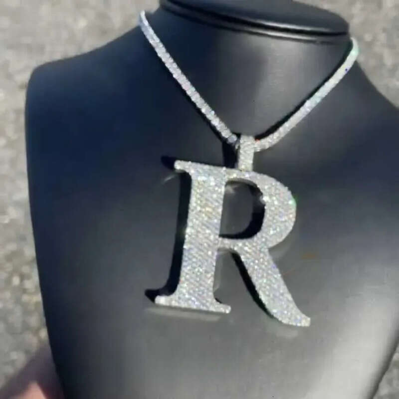 Custom Iced Out Dia Sier Vvs Moissanite Letter Necklace Pendant Hip Hop Jewelry