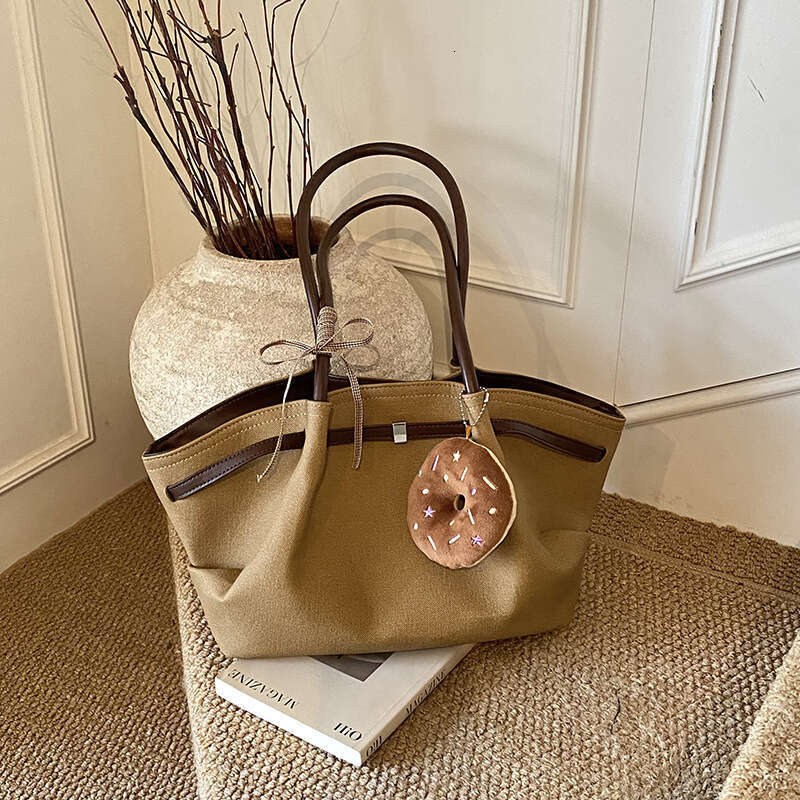 designer bag Luxury bag Fashion Matte Underarm for Women, Large Capacity Versatile Commuter Shoulder Bag, New Handheld Tote Bag