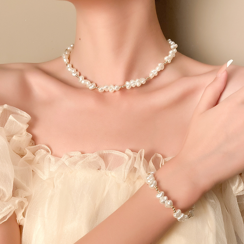 OT Buckle Jewelry Accessories High-end Irregular Baroque Pearl Necklace Bracelet Set for Women