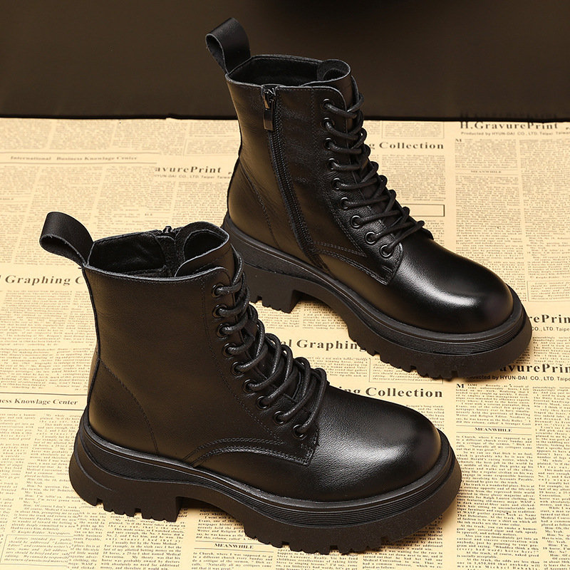 New women's genuine leather Martin boots, new British cowhide autumn and winter boots, black thick soled short boots, designer shoes