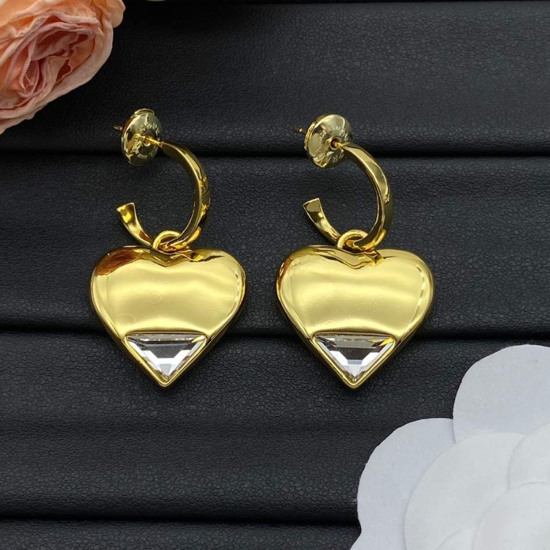 Fashion Womens Earrings with Letter Design Stud Dangle Classic Earrings Elegant Desginer Earrings for Women Birthday Wedding Gift