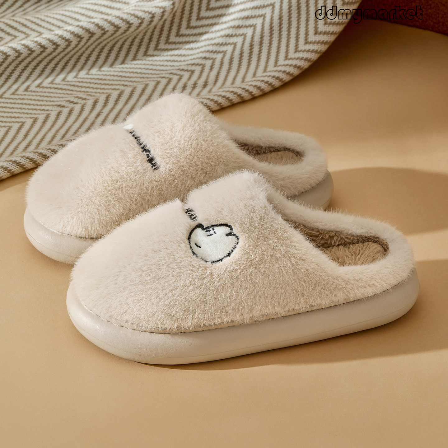 Women's Winter 2025 New Indoor Home Warm Plush Antibacterial Household Cotton Slippers for Men ddmymarket