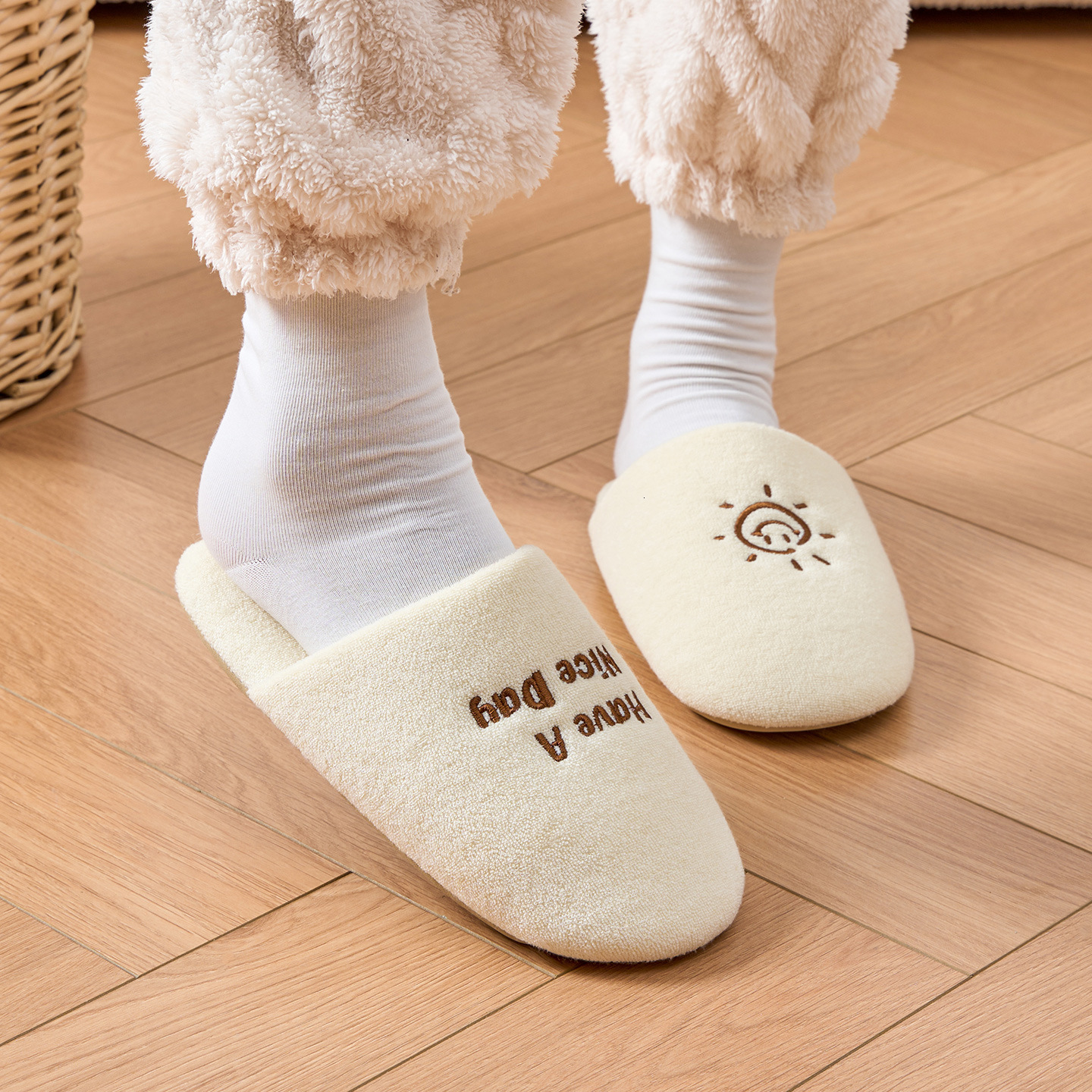 New Simple Floor Couples Indoor Silent Women Autumn Winter Cotton Slippers for Home Use ddmymarket
