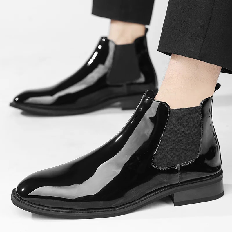 Chelsea Boots for Men Patent Leather Black Buckle Ankle Round Toe Business Classic Handmade Men Short Boots Botas De Hombre 250930