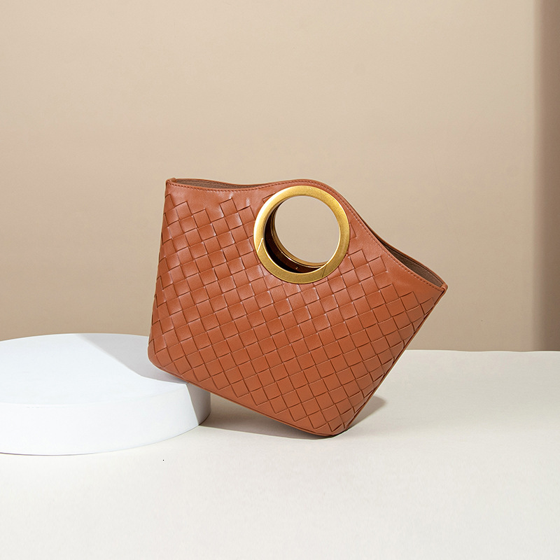 Metal Handle Round Ring Handbag High-end Basket New Fashion Commuter Tote Crossbody Shoulder Bag