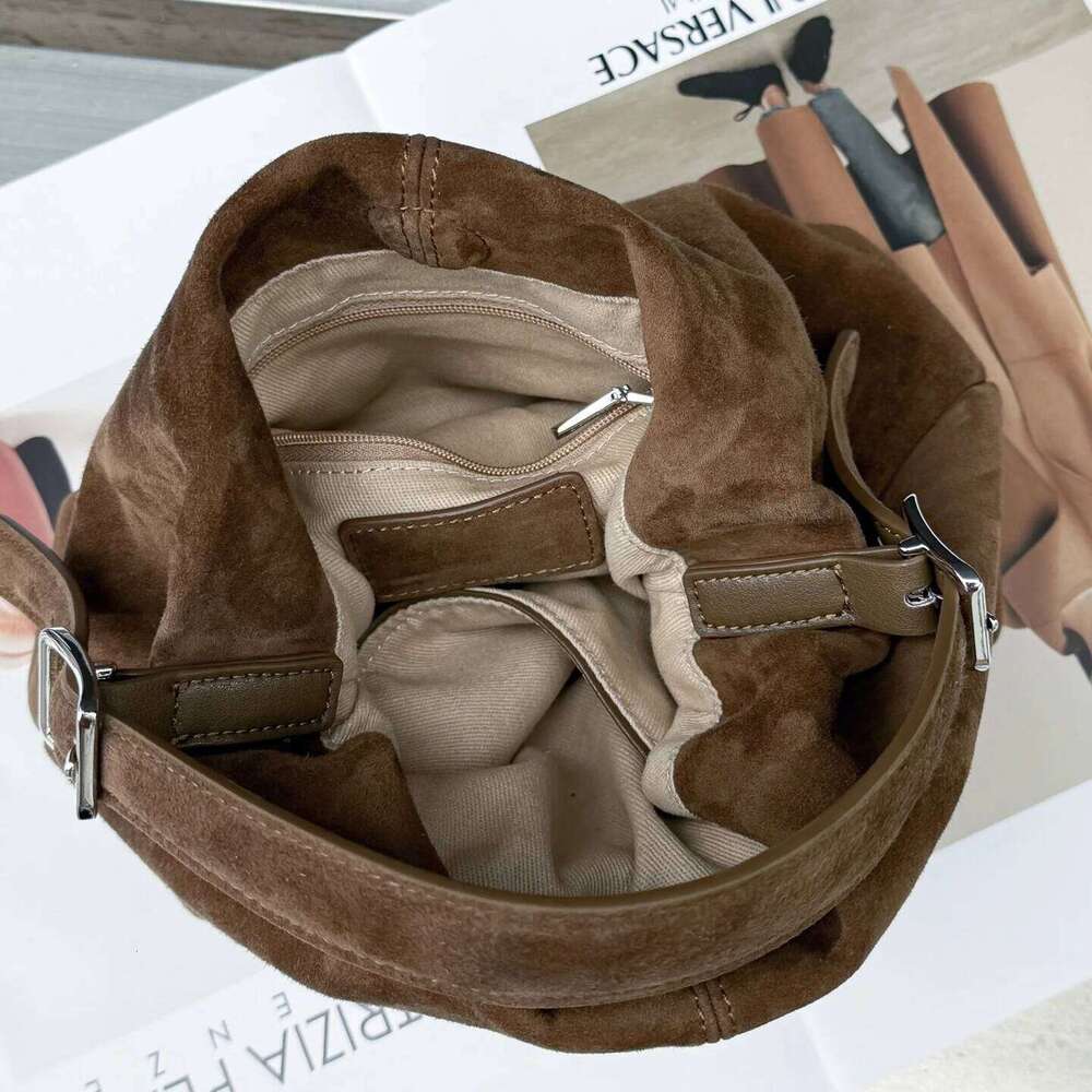 Genuine Grade Suede Leather Women's Shoulder Crossbody Designer Brand Ladies Small Handbag Cloud-Shaped Bag Cowhide