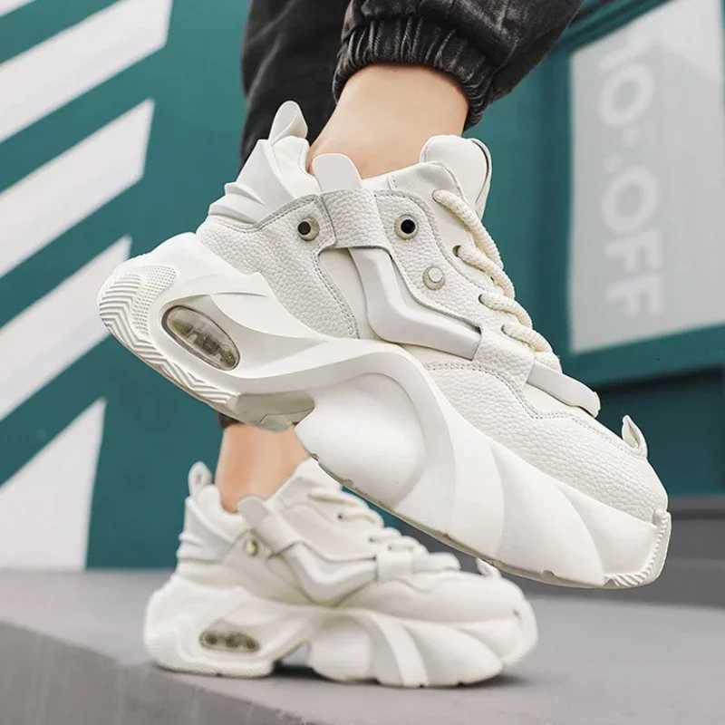 Men Chunky Sneakers Platform Shoes Outdoor Comfortable Sports Shoes for Men Lace Up Tennis Shoe New Height Increasing Male Shoes Z250930