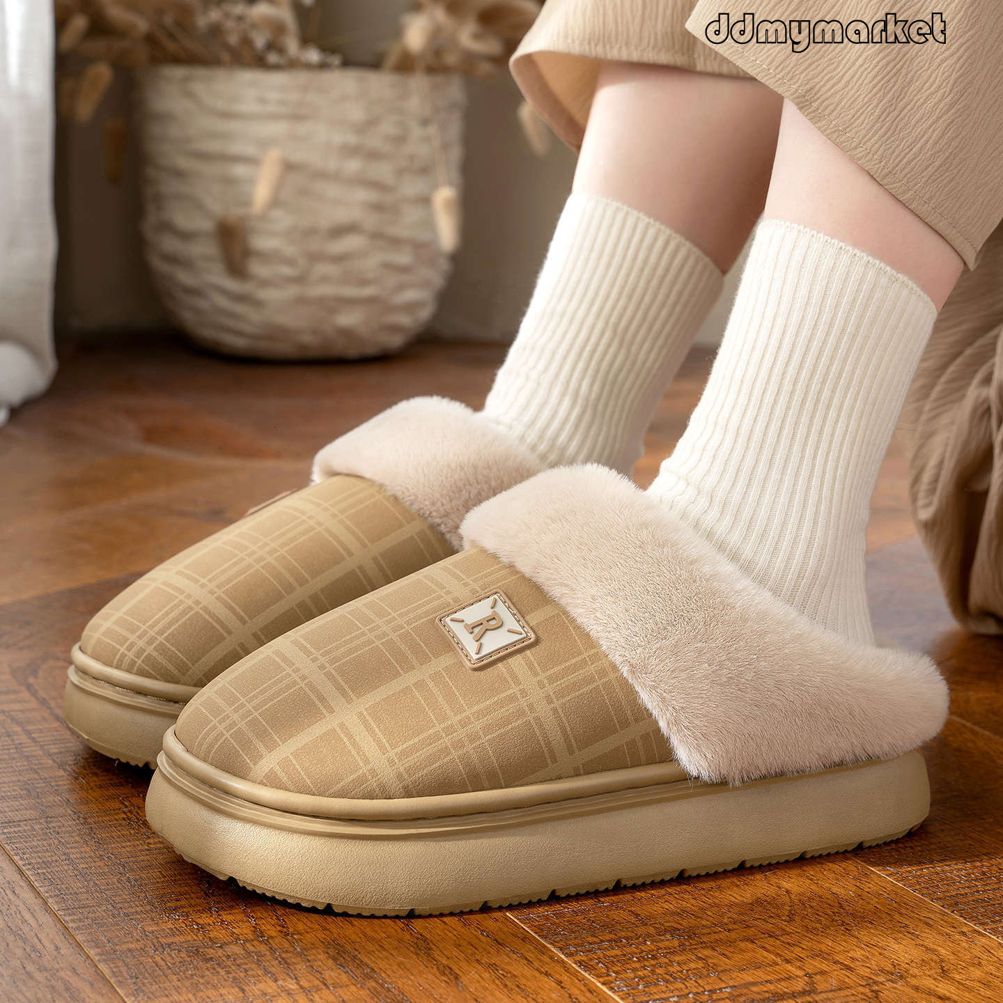 PU Leather Waterproof Women, Autumn and Winter 2025 New Style, Home Warm Comfortable Non-Slip Thick Sole Cotton Slippers for Men, Outdoor Wear ddmymar