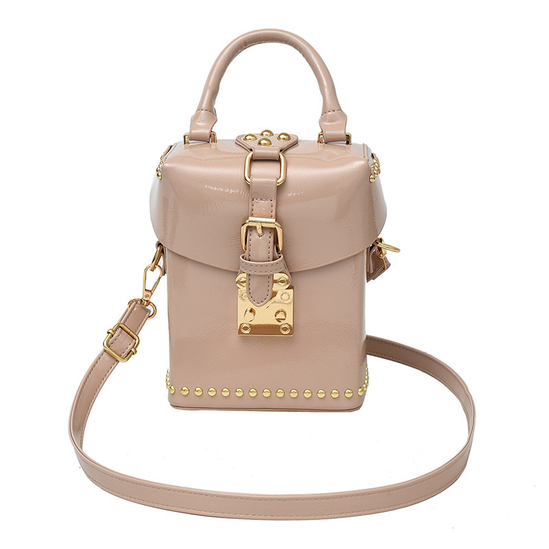 Autumn and Winter New Women's Handbag Fashion Trend Versatile Style Luxury Bag Solid Color Lacquer Leather Design Small Square Bag Designer Bag