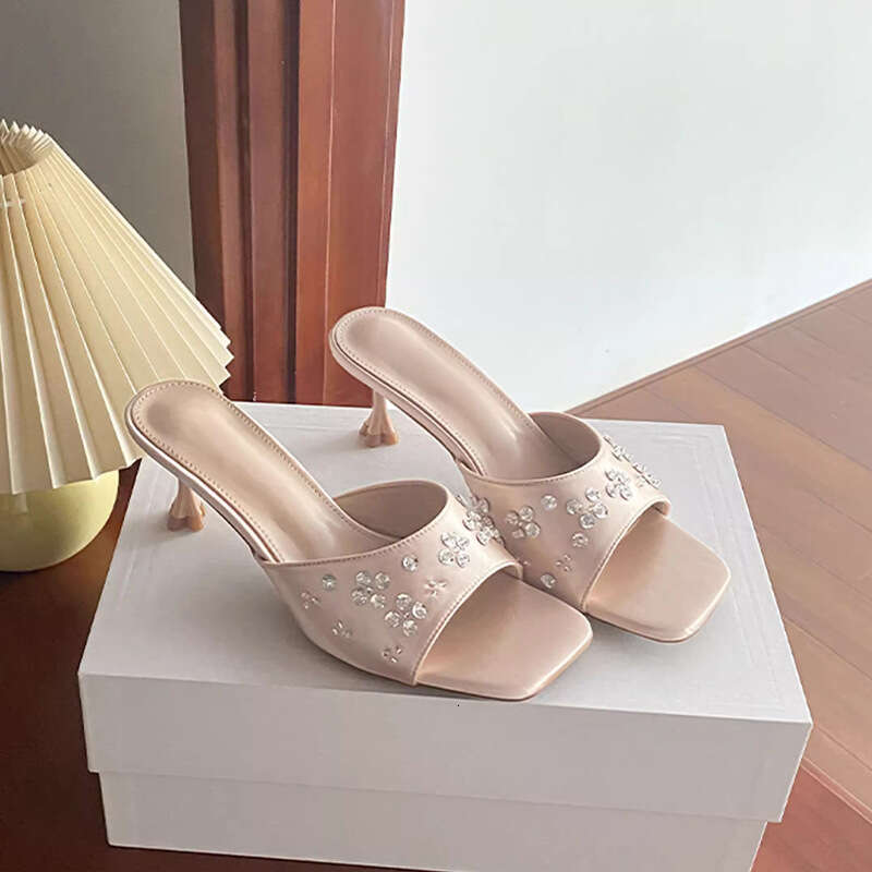 34-42 Plus Size French Style Square Toe Cat heel Satin Sandals for Women 2025 New heelegant Petal Rhinestone High heels to Match Dresses