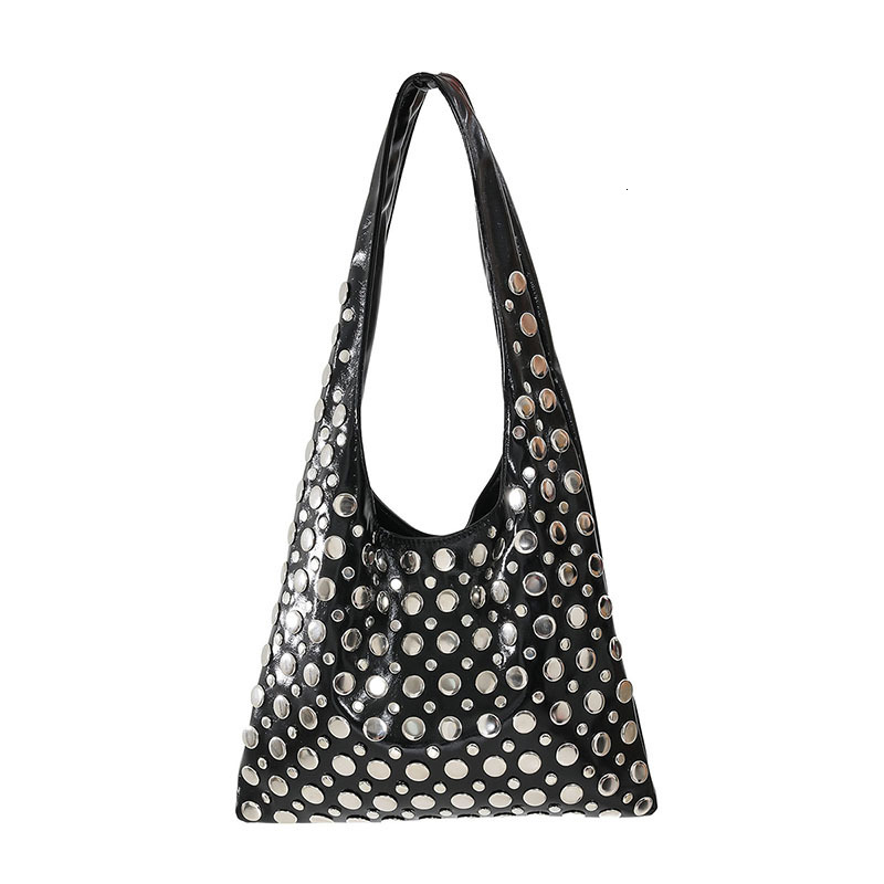 Unique European and American style women's textured bucket bag for autumn and winter, new large capacity heavy-duty rivet retro luxury bag, desig