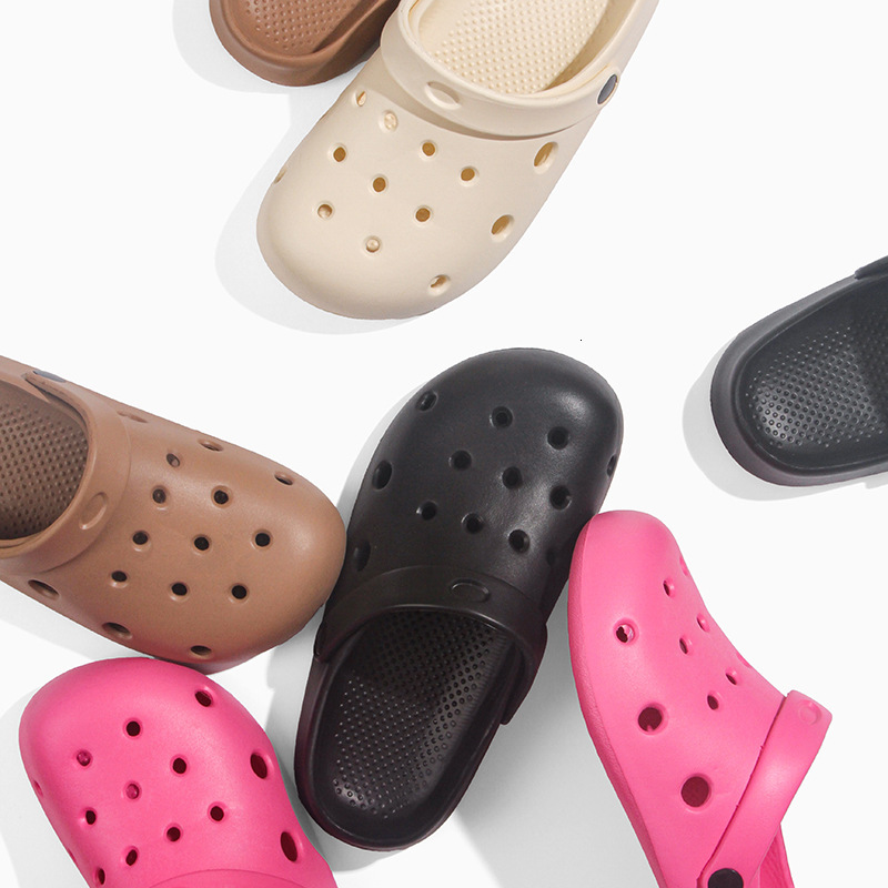 Women's Summer Trendy 2025 New Outdoor Soft Sole Beach Closed-Toe Sandals and Half Slippers ddmymarket