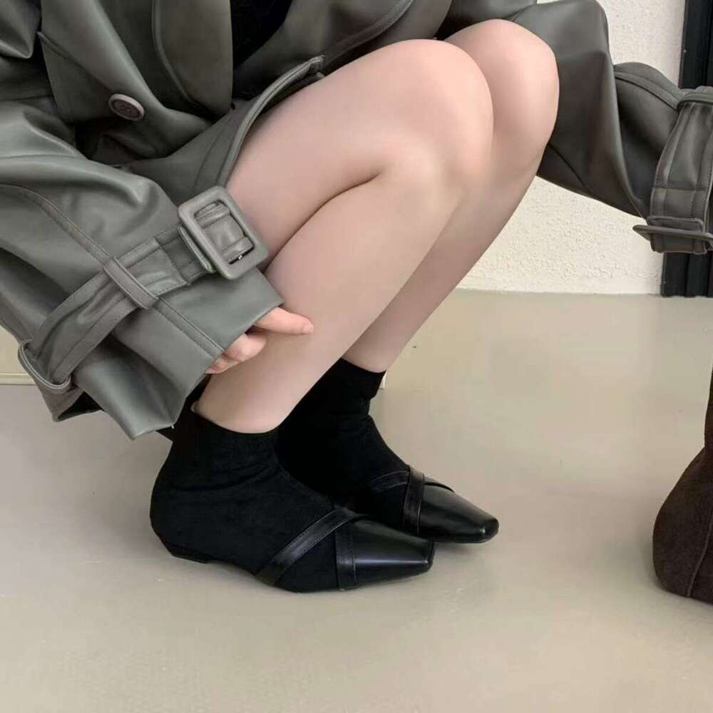 Spliced Square Toe Short for Women 2025 Autumn New Style Back Designer Shoe Zipper Slim Low heel Bare Simple Versatile Fashion Boots