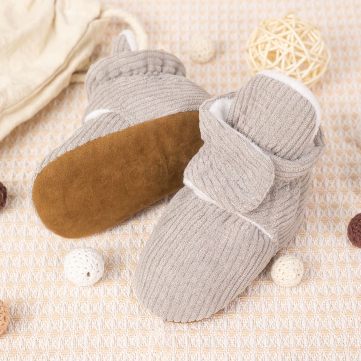 Baby Shoes Boots Winter Warm Socks Light Weight Non-Slip First Toddler Shoes Kidszworld Newborn Infant Footwear Shoes Booties 0-18M Months K0026