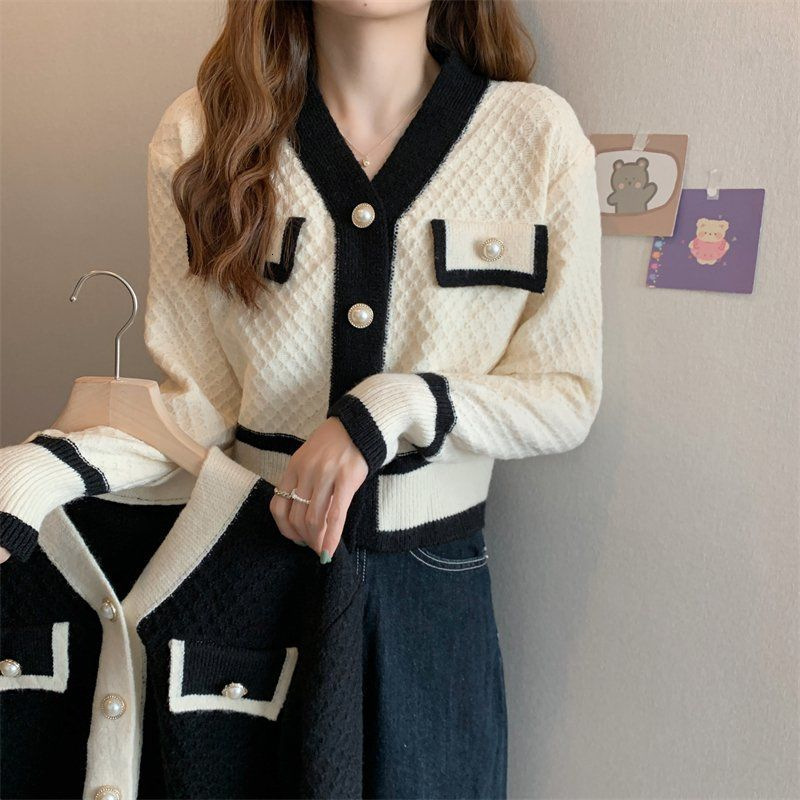 2025 designer retro wool sweater women's design knitted sweater autumn new coarse wool short jacket hot selling autumn and winter new luxury jack