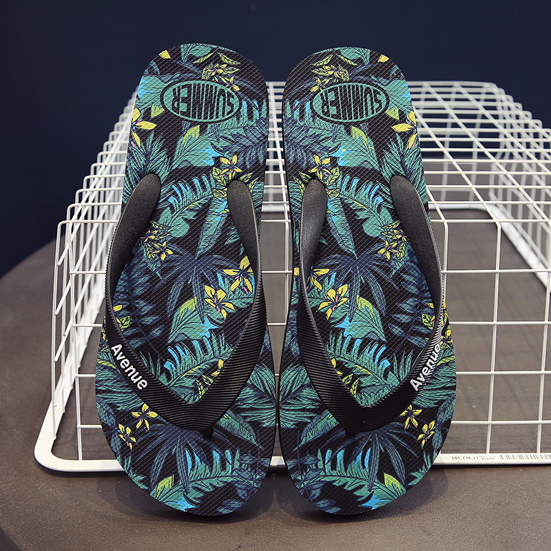Summer Slippers Korean Style Trendy Non-Slip Flip-Flops 2025 New Fashion Outdoor Personality Men's Beach Shoes ddmymarket