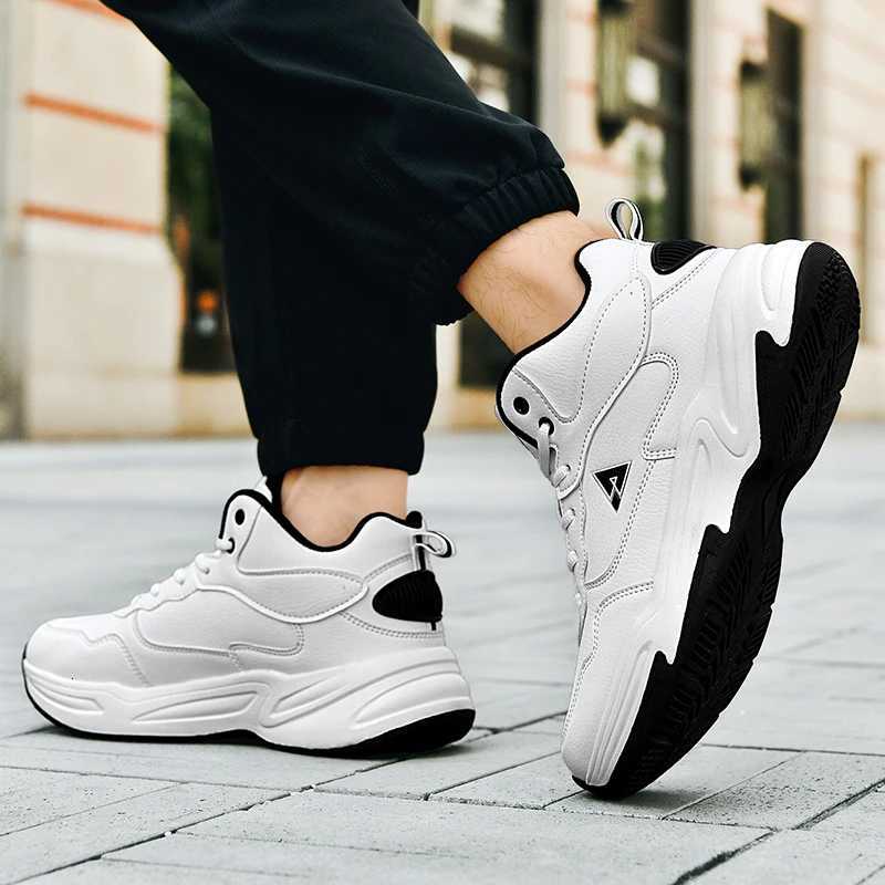 mens sports shoes outdoor four season casual fashion light thick soled anti slip running fashion wearresistant casual sneakers Z250930