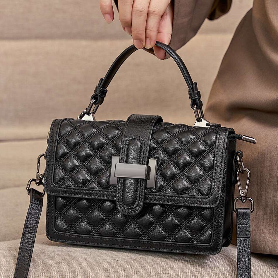 Luxury bag Women s Summer Top Layer Genuine Leather Handbag Trendy Fashion Versatile Textured Quilted Crossbody Bag